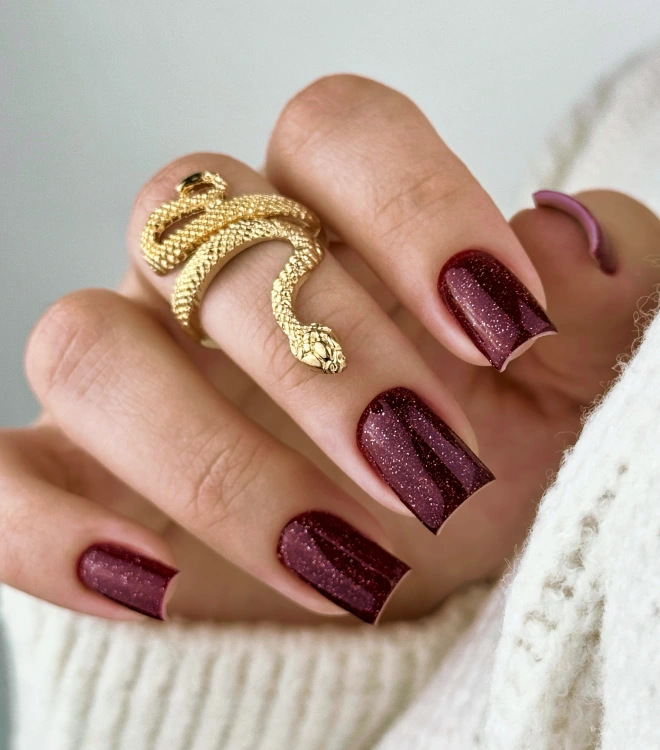 Набор красных гель-лаков Red Flag