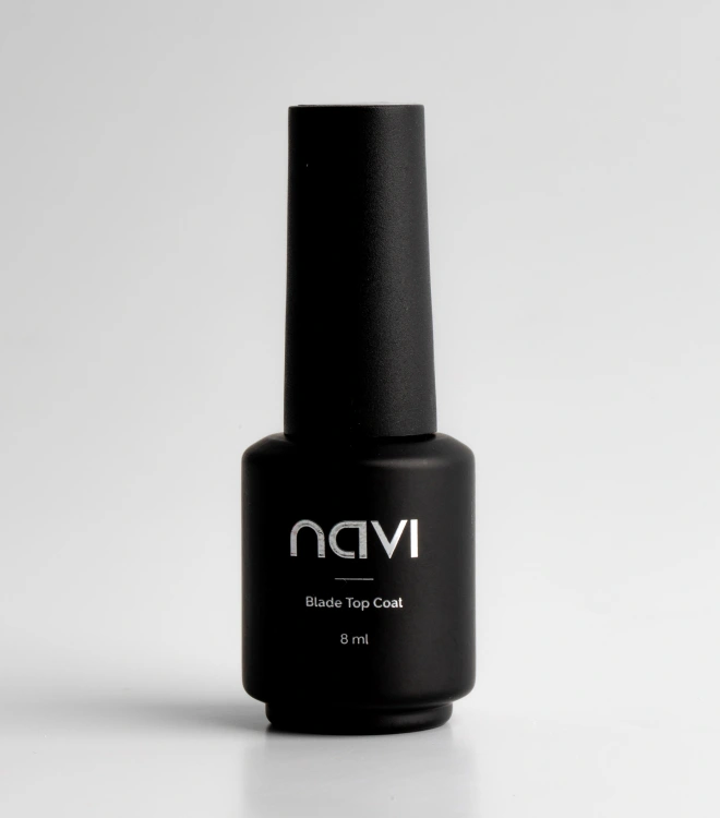 Глянцевый топ без липкого слоя Blade 8 мл