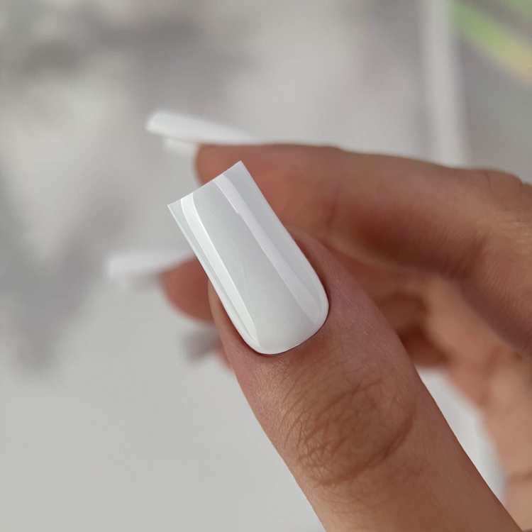 Цветной гель-лак White French 01